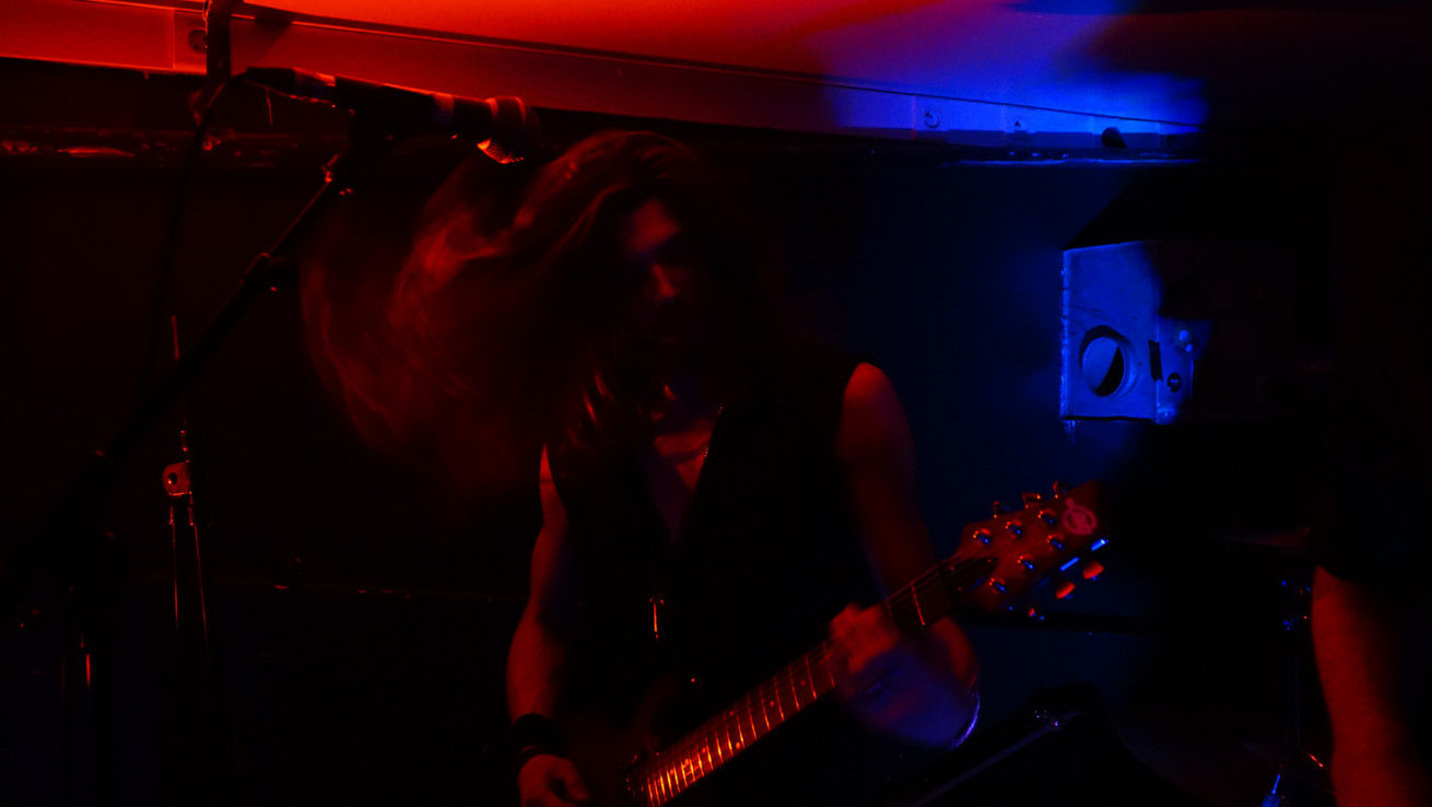 MAD KICK @ LE BUZZ BELLEVILLE