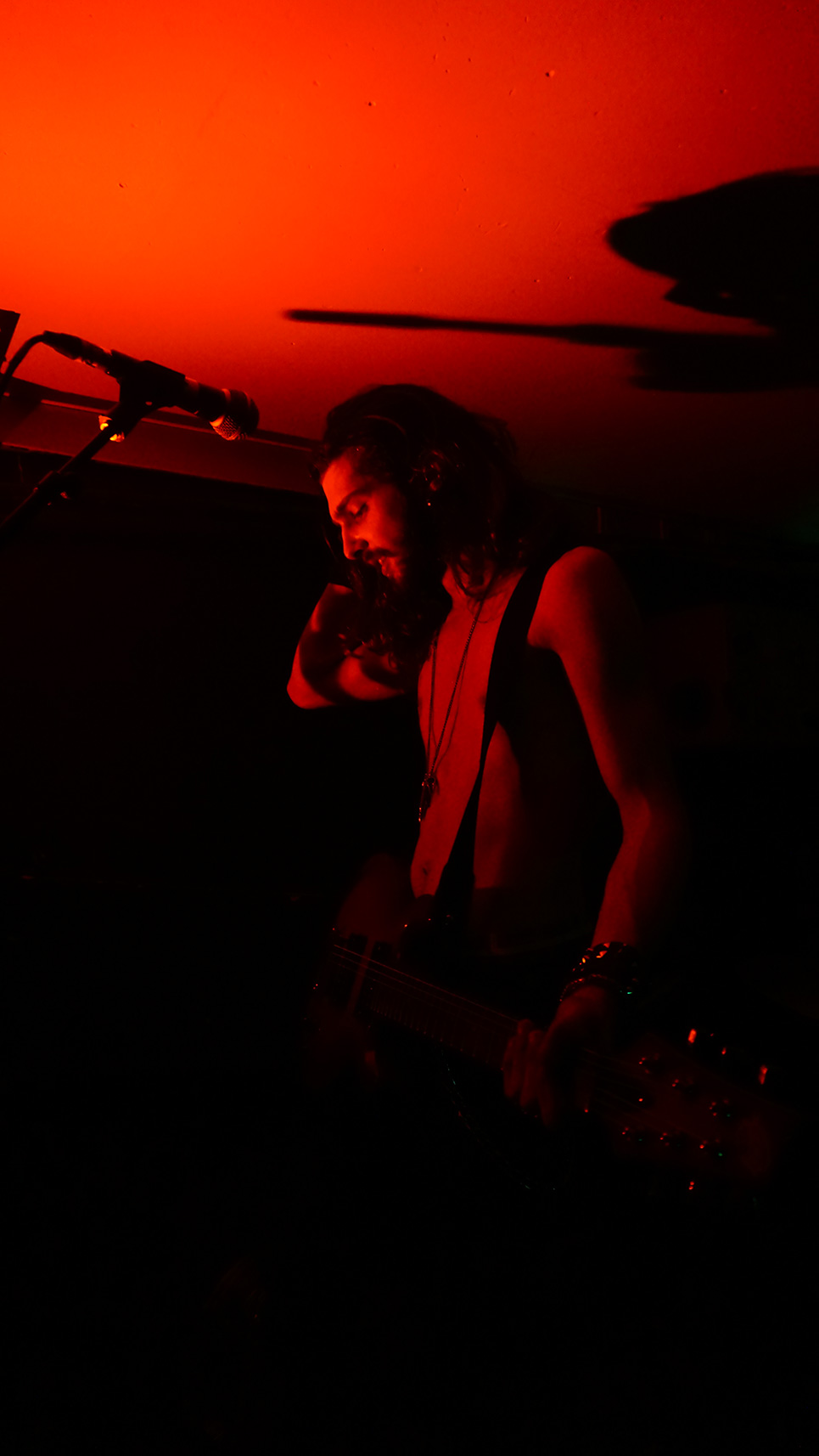 MAD KICK @ LE BUZZ BELLEVILLE