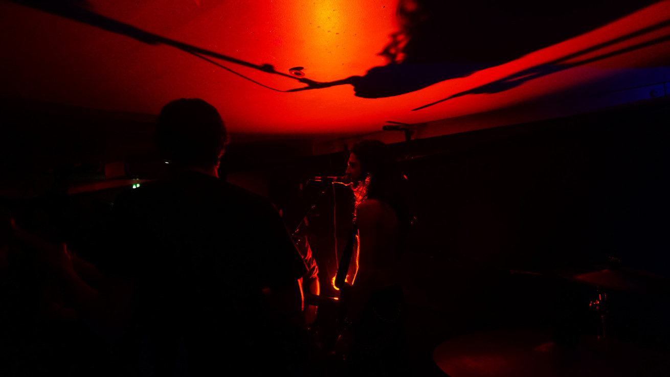 MAD KICK @ LE BUZZ BELLEVILLE